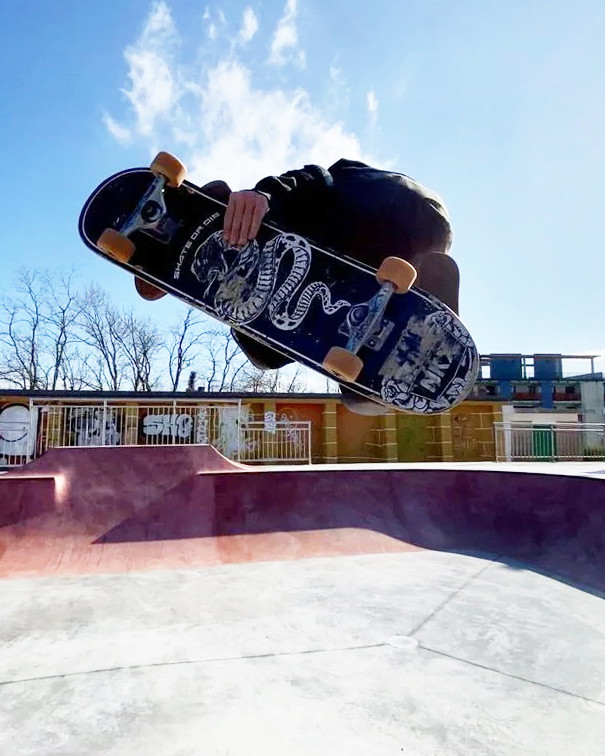 NKX Skate Or Die Gördeszka