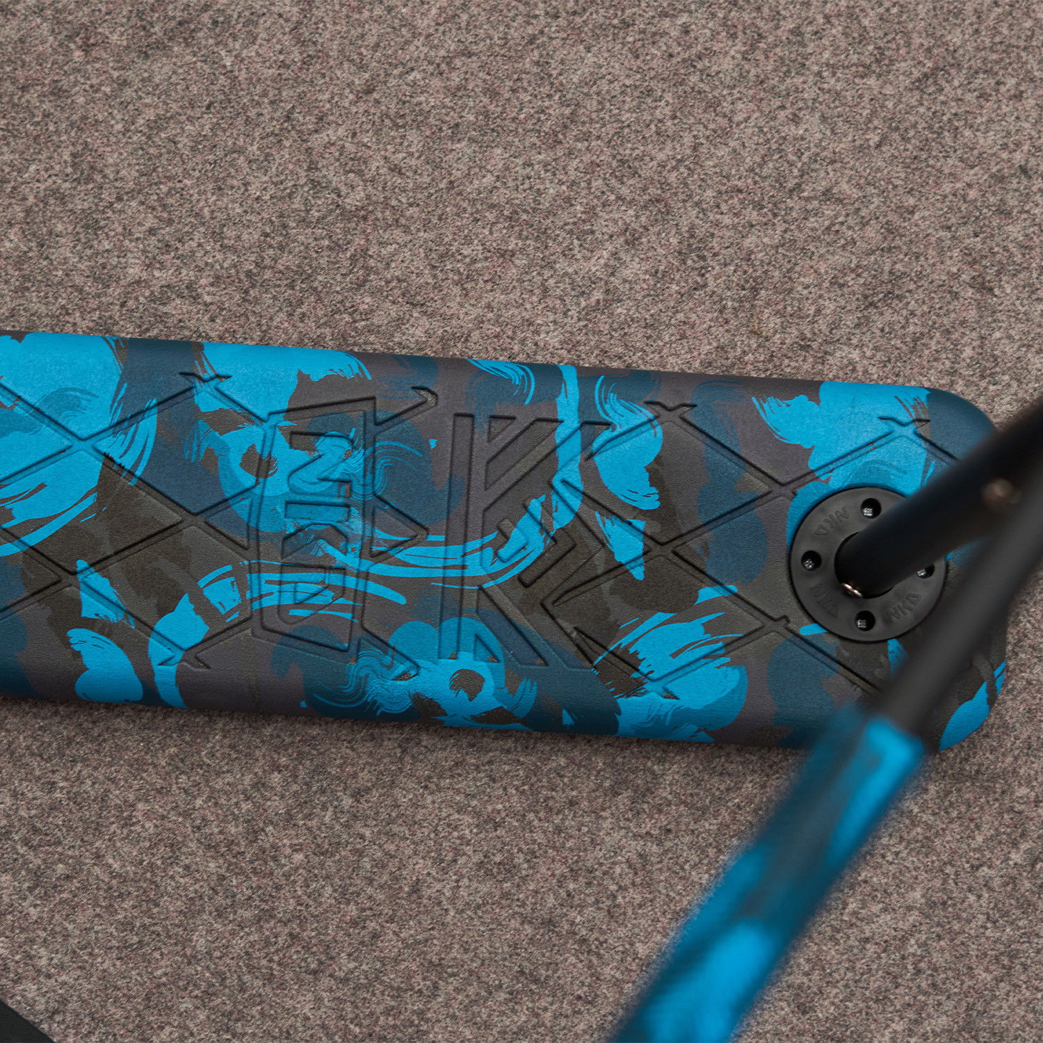 NKD PRO 7.5" Trambulin robogó