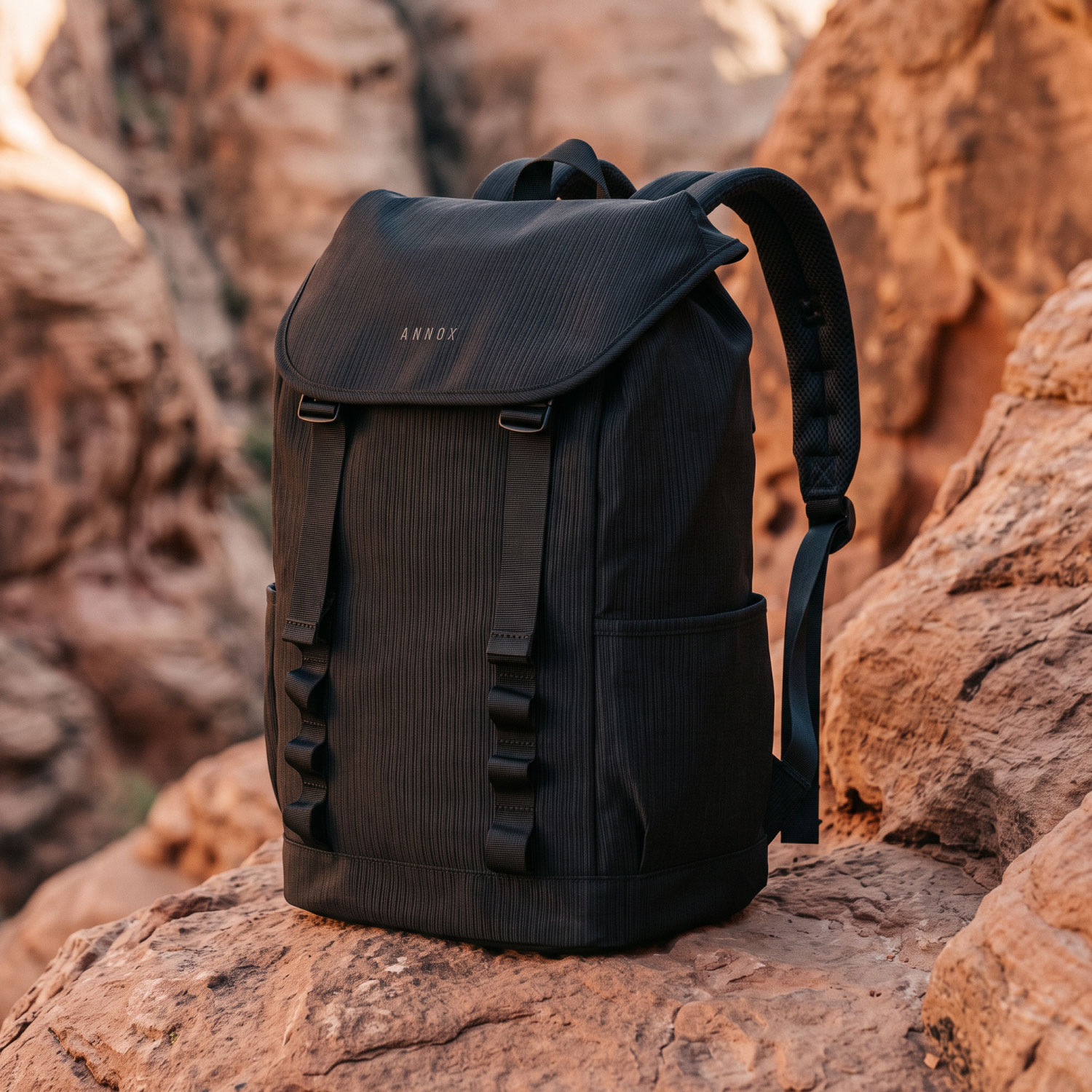 Annox Urban Roll 18L - Vízhatlan hátizsák laptop rekesszel és vízpalack tartóval