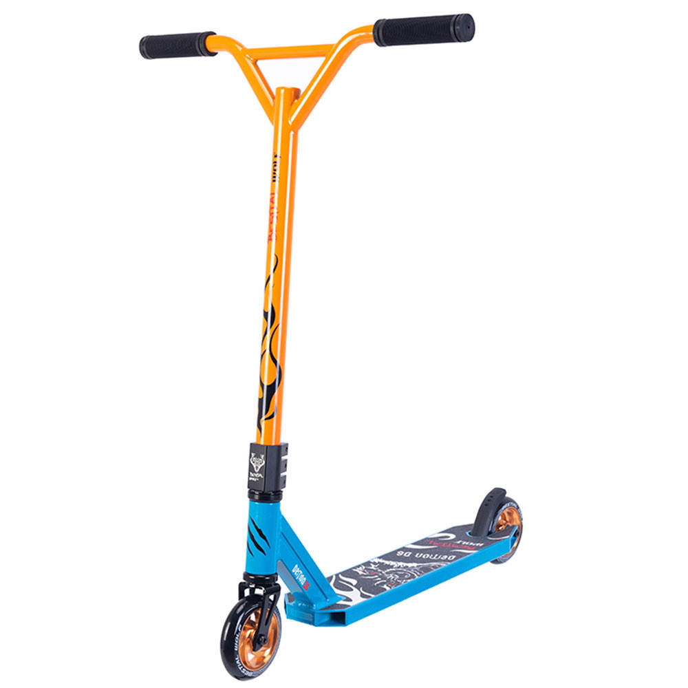Bestial Wolf Demon D6 Stunt Scooter