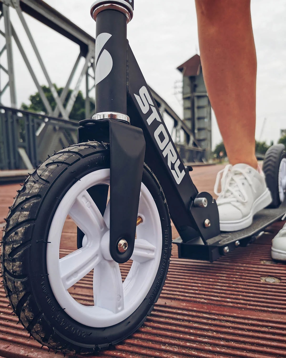 Story Civic Comfort Air-wheels Összecsukható Kick Roller