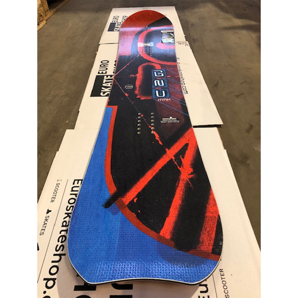 GNU Hyak BTX Snowboard - Outlet