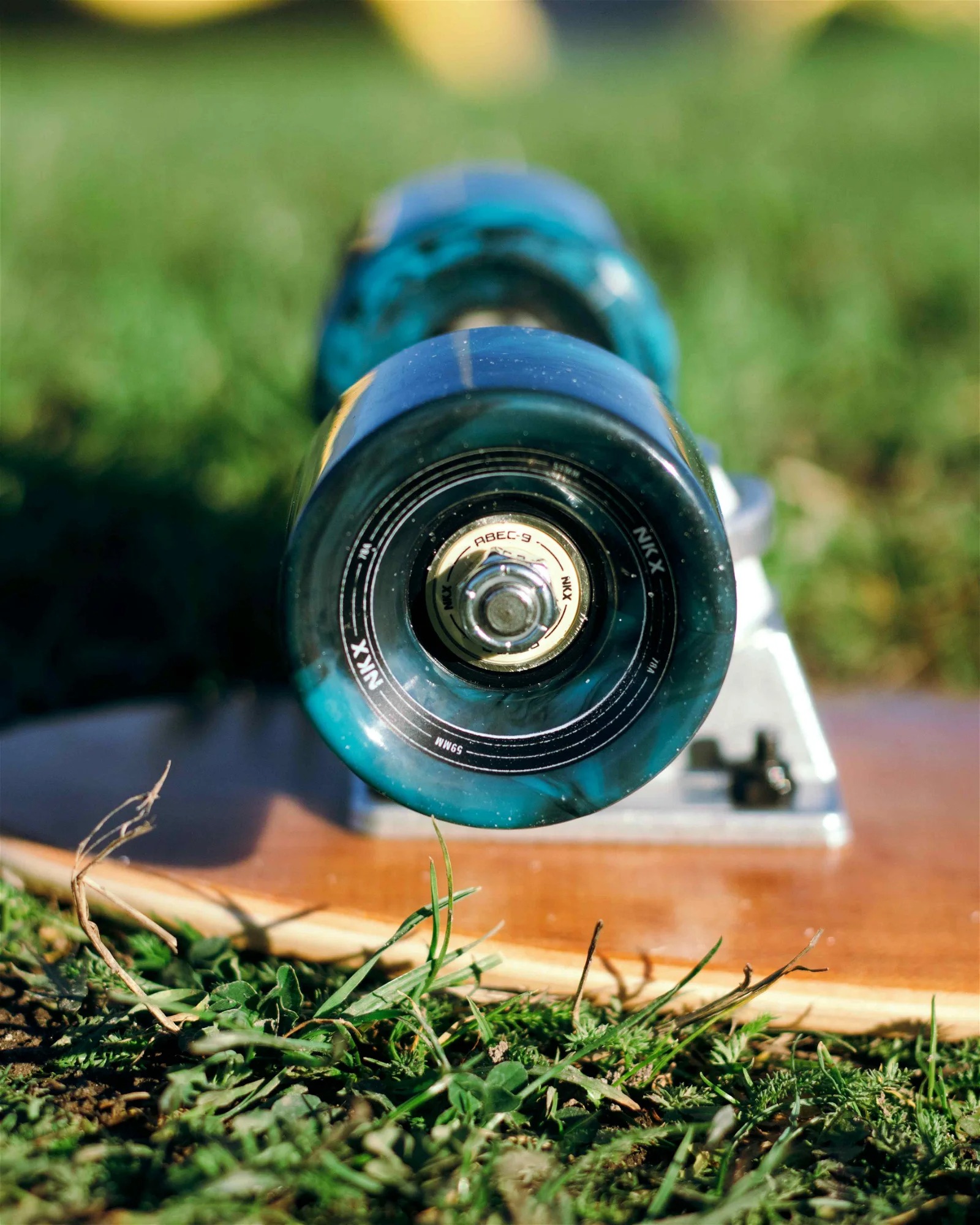 NKX Bones Mini Cruiser Skateboard 22"