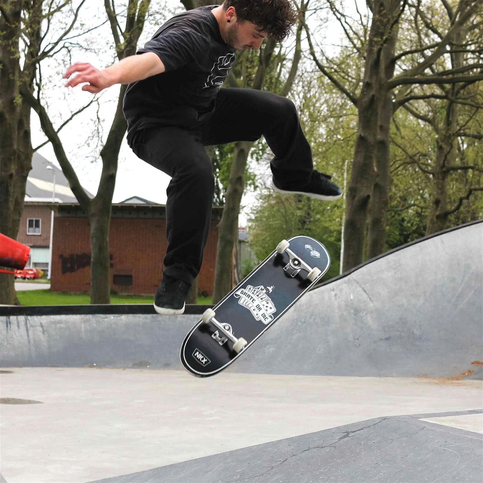 NKX Skate Or Die Skateboard