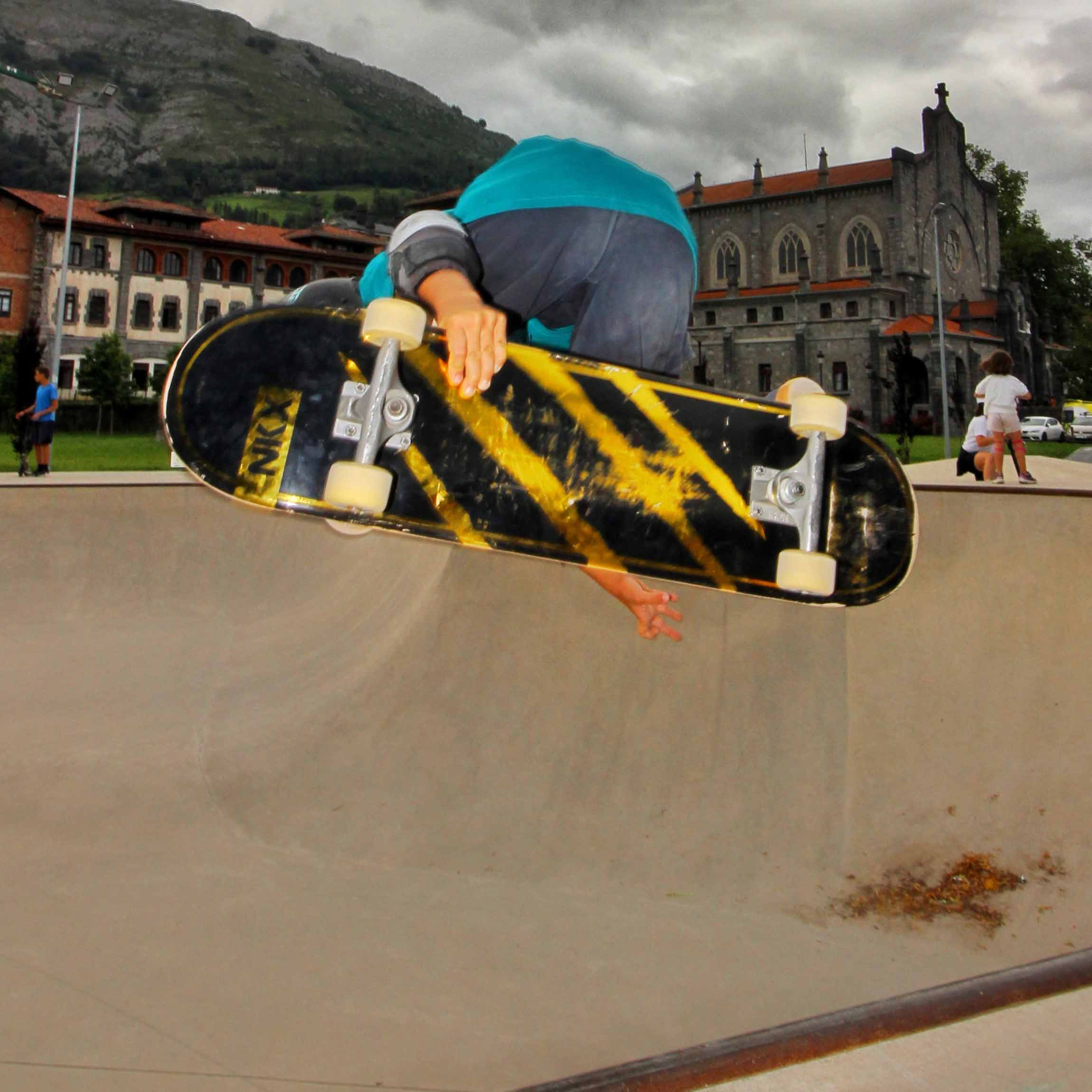 NKX Claws Skateboard