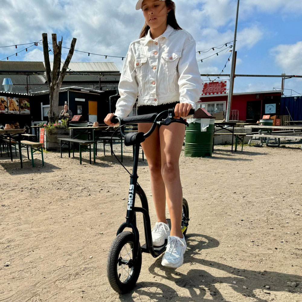 Story One Air Scooter