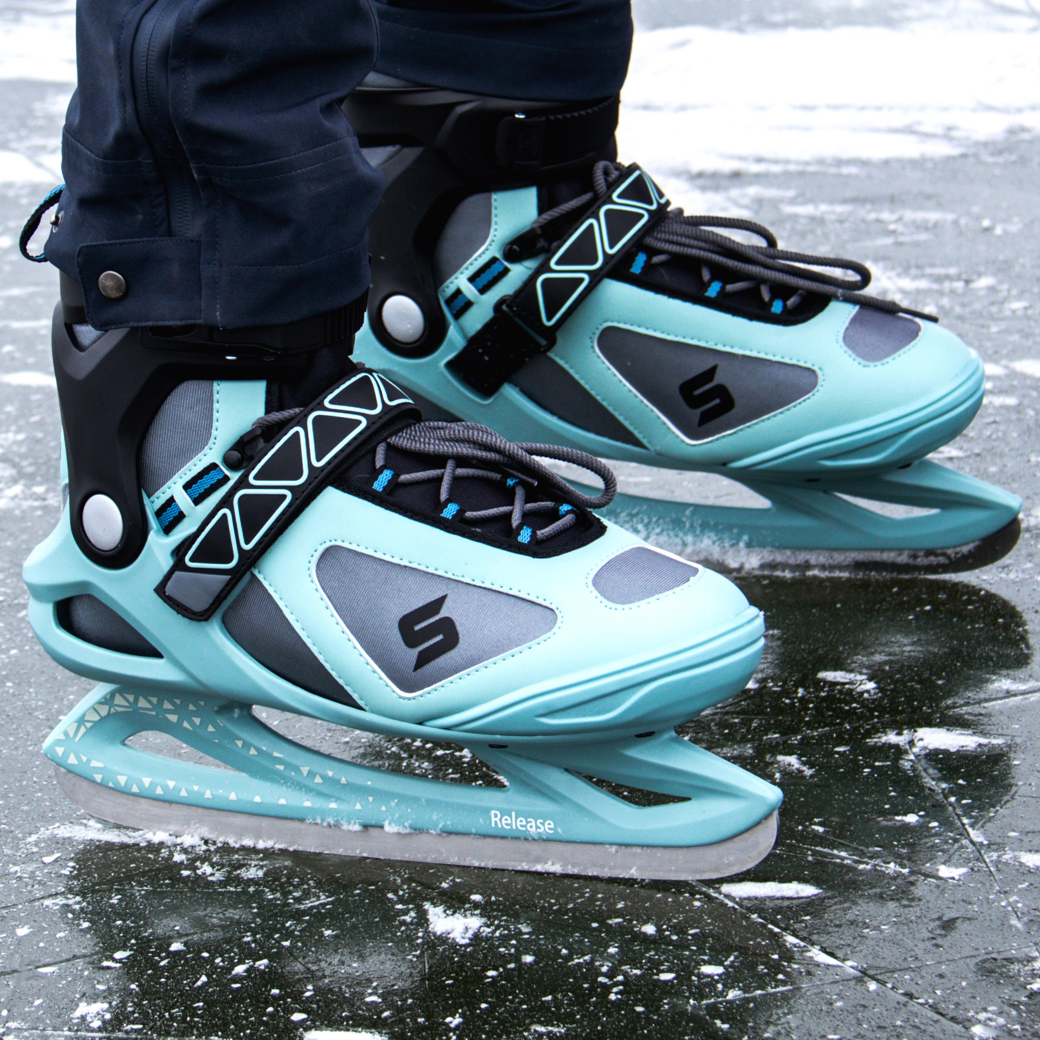 Story Pulse Ice Skates