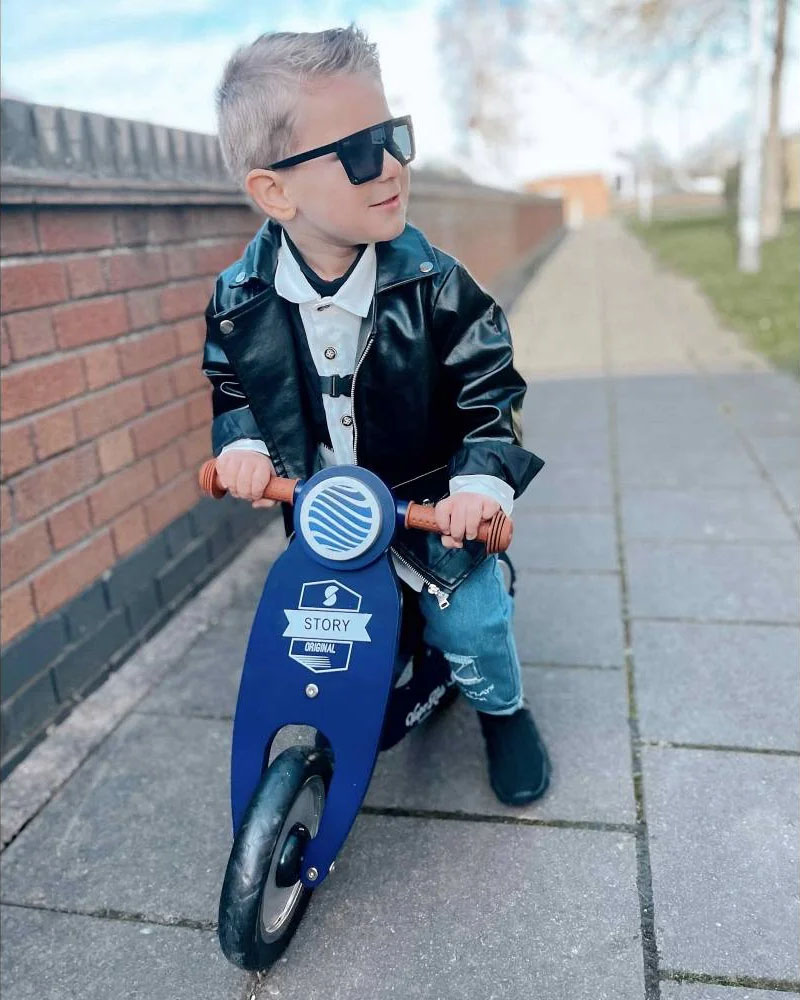 Story Vespo Balance Bike