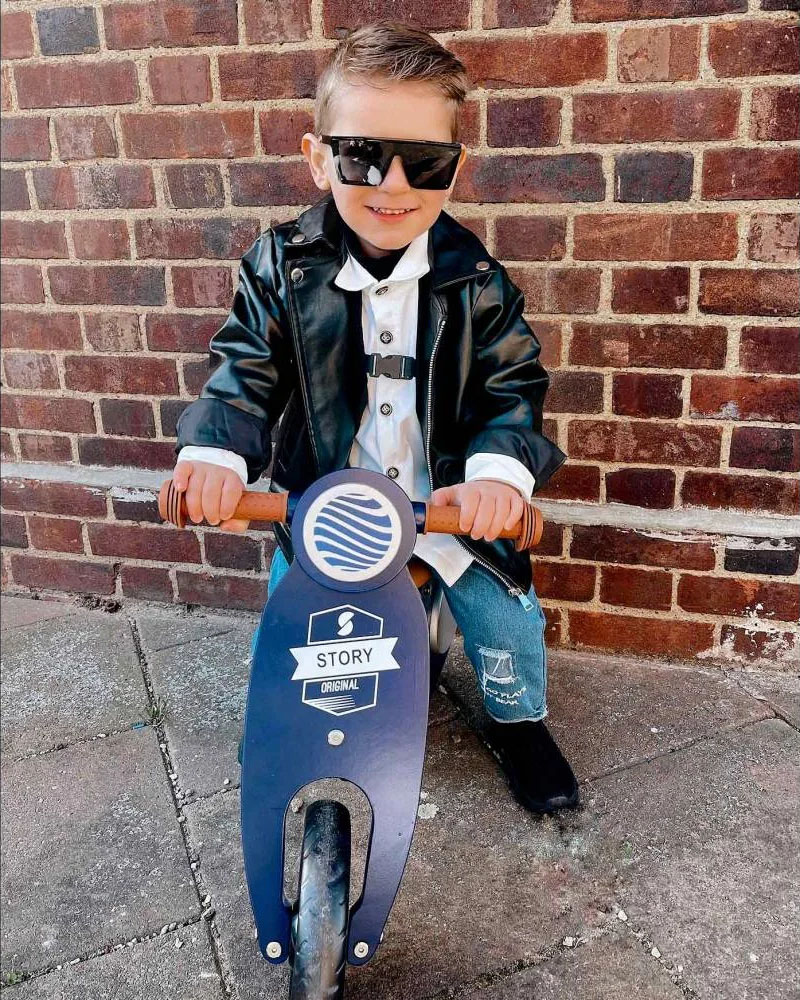 Story Vespo Balance Bike